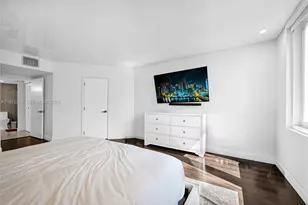 2301 Collins Ave, Miami Beach, FL 33139 - Photo 14