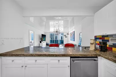 2301 Collins Ave #1204, Miami Beach, FL 33139 - Photo 10