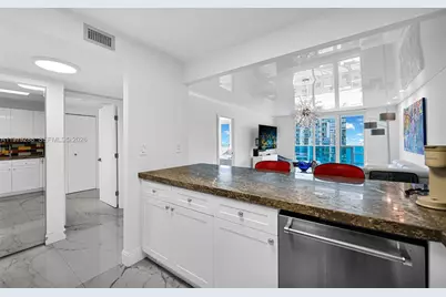 2301 Collins Ave #1204, Miami Beach, FL 33139 - Photo 4