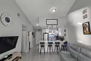 8019 NW 100th Dr, Tamarac, FL 33321 - Photo 1