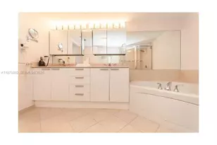 16699 Collins Ave, Sunny Isles Beach, FL 33160 - Photo 22