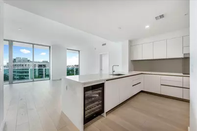 9201 E Bay Harbor Dr #710, Bay Harbor Islands, FL 33154 - Photo 4