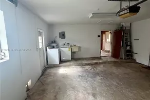 1761 SW 55th Ave, Plantation, FL 33317 - Photo 12