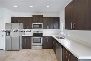 1121 NW 41st Ln, Lauderhill, FL 33313 - Photo 2