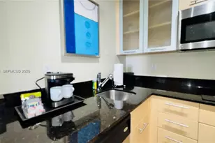 2670 E Sunrise Blvd, Fort Lauderdale, FL 33304 - Photo 12