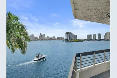 3530 Mystic Pointe Dr #415, Aventura, FL 33180 - Photo 2
