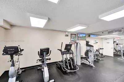 3530 Mystic Pointe Dr #415, Aventura, FL 33180 - Photo 44