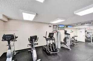 3530 Mystic Pointe Dr, Aventura, FL 33180 - Photo 44