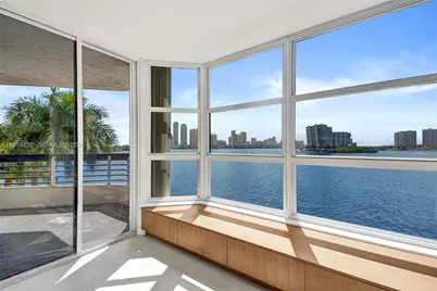 3530 Mystic Pointe Dr #415, Aventura, FL 33180 - Photo 12