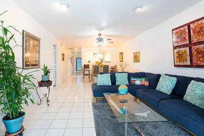 1421 NW 19th Ter #102, Delray Beach, FL 33445 - Photo 16
