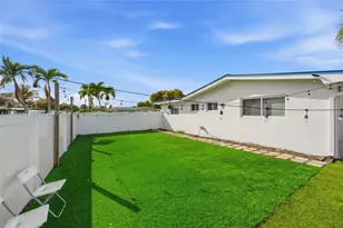 1101 NW 86th Terrace, Pembroke Pines, FL 33024 - Photo 26