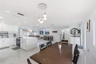 1101 NW 86th Terrace, Pembroke Pines, FL 33024 - Photo 8