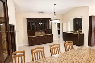910 SW 140th Ave, Miami, FL 33184 - Photo 12
