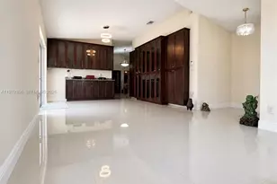 910 SW 140th Ave, Miami, FL 33184 - Photo 6