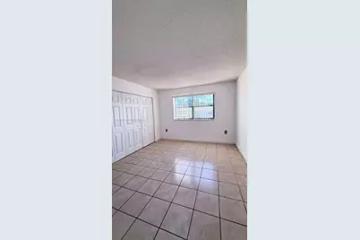 7100 NW 179th St #205, Hialeah, FL 33015 - Photo 8