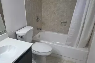 8015 SW 107th Ave, Miami, FL 33173 - Photo 28