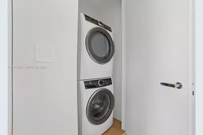 1051 W 48th St #4, Miami Beach, FL 33140 - Photo 48