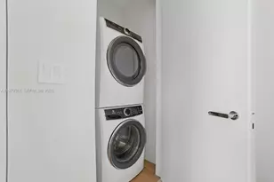 1051 W 48th St, Miami Beach, FL 33140 - Photo 48