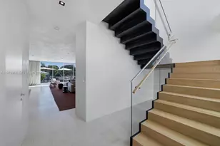 1051 W 48th St, Miami Beach, FL 33140 - Photo 30