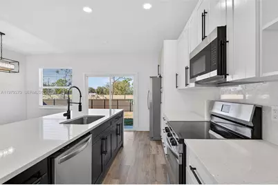 710 Bedford Point Ave, Lehigh Acres, FL 33974 - Photo 12