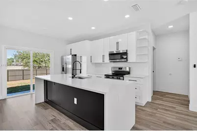 710 Bedford Point Ave, Lehigh Acres, FL 33974 - Photo 8