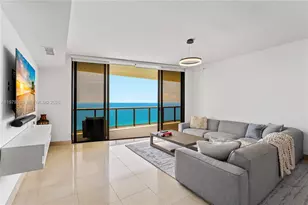 16275 Collins Ave, Sunny Isles Beach, FL 33160 - Photo 10