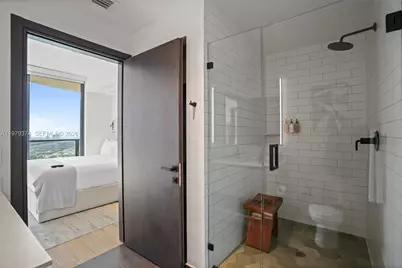 398 NE 5th St #4410, Miami, FL 33132 - Photo 26