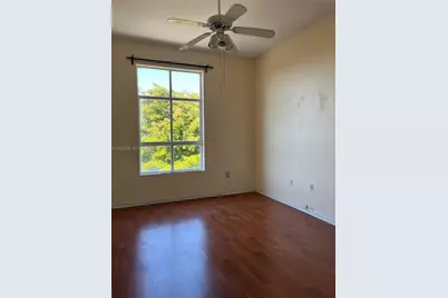 7420 W 20th Ave #449, Hialeah, FL 33016 - Photo 10