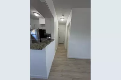 12101 Griffing Blvd #6, North Miami, FL 33161 - Photo 6