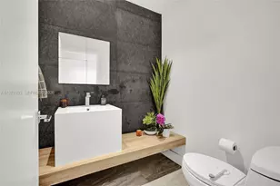 2301 NE 196th St, Miami, FL 33180 - Photo 42