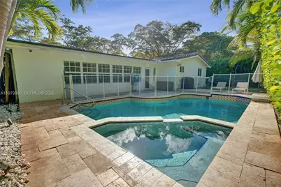 2301 NE 196th St, Miami, FL 33180 - Photo 58