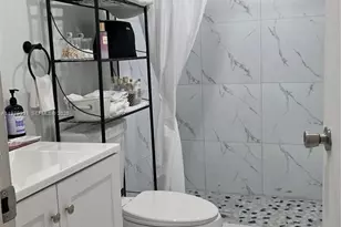 750 NE 199th St, Miami, FL 33179 - Photo 28