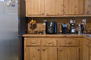 750 NE 199th St, Miami, FL 33179 - Photo 40