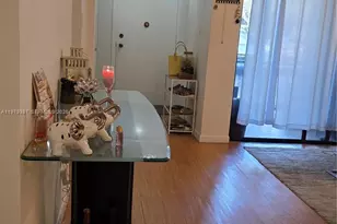 750 NE 199th St, Miami, FL 33179 - Photo 6