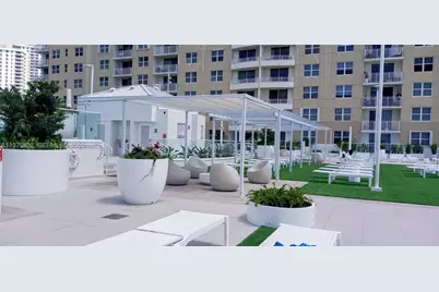 770 Claughton Island Dr #911, Miami, FL 33131 - Photo 26