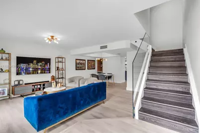 1305 NW 122nd Ter, Pembroke Pines, FL 33026 - Photo 14