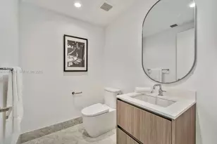 9201 E Bay Harbor Dr, Bal Harbour, FL 33154 - Photo 30