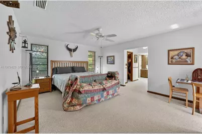 8261 SW 186th St, Cutler Bay, FL 33157 - Photo 38