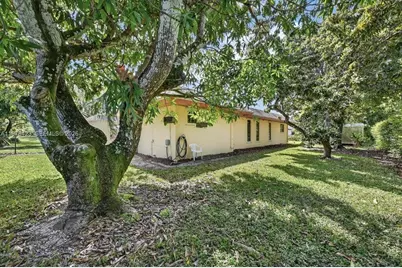 8261 SW 186th St, Cutler Bay, FL 33157 - Photo 52