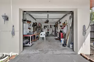 8261 SW 186th St, Cutler Bay, FL 33157 - Photo 50