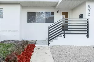 6070 SW 42nd St, Miami, FL 33155 - Photo 4