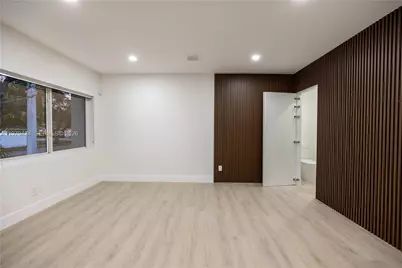 6070 SW 42nd St, Miami, FL 33155 - Photo 8