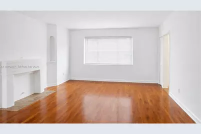 2135 Bay Dr #3, Miami Beach, FL 33141 - Photo 2