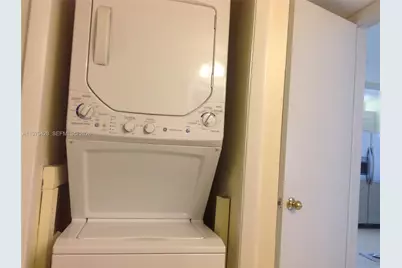 16246 Laurel Dr #104, Weston, FL 33326 - Photo 20