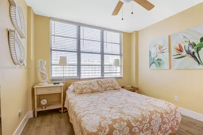 5600 Collins Ave #16B, Miami Beach, FL 33140 - Photo 14