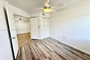 1727 Village Blvd, West Palm Beach, FL 33409 - Photo 8