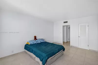 1000 West Ave #923, Miami Beach, FL 33139 - Photo 24