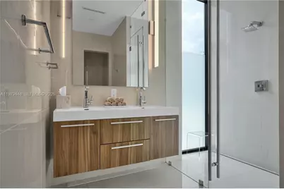 5501 Pine Tree Dr, Miami Beach, FL 33140 - Photo 48