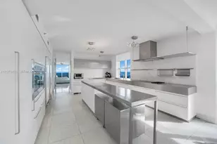 5801 Collins Ave, Miami Beach, FL 33140 - Photo 14