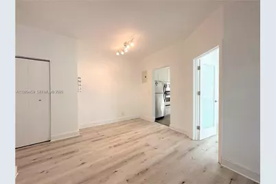840 10th St #10, Miami Beach, FL 33139 - Photo 2